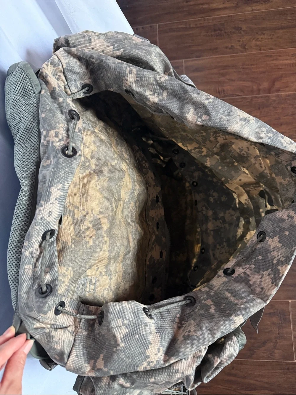 US Military-Style Large Rucksack - Digital Camouflage